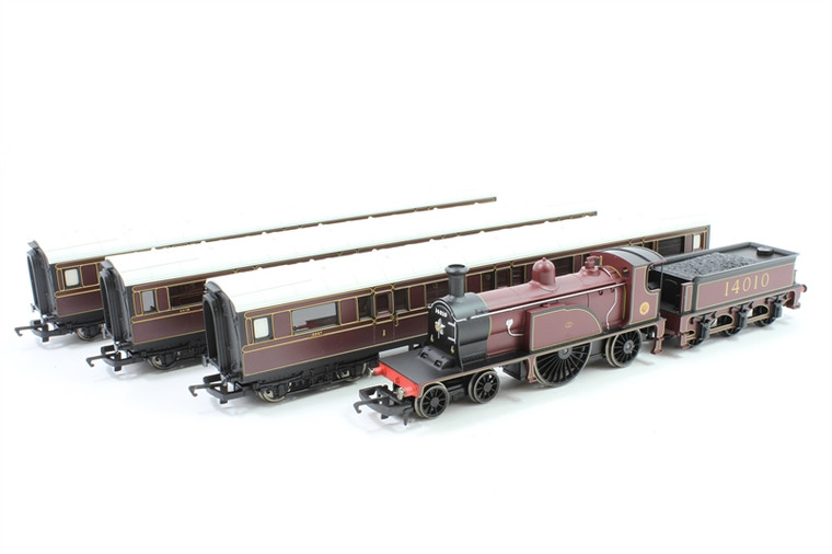 Hornby R2806 "The Last Single Wheeler" - LMS Drummond steam loco & 3 coaches. Limited edition of 2000 - Pre-owned - Sold as seen - Excellent Condition - Fair box
