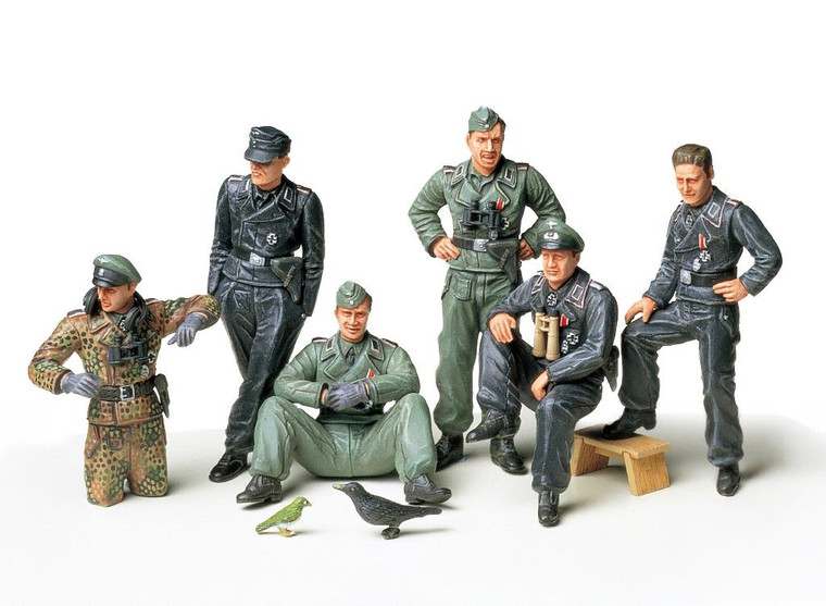 Tamiya German Tank Crew At Rest (1/35) 35201