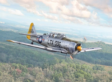 North American T-6G Texan Trainer Aircraft Item No. 92652
