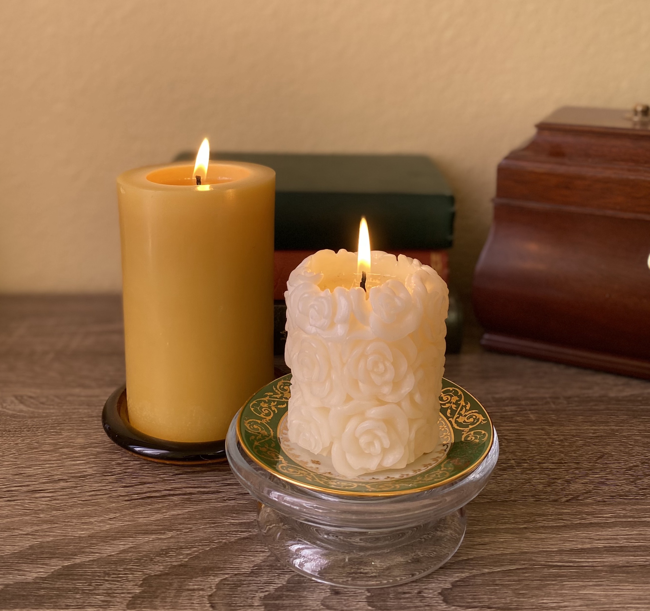 What's the Difference Between Natural and Ivory Beeswax? Toadily Handmade Beeswax Candles, LLC