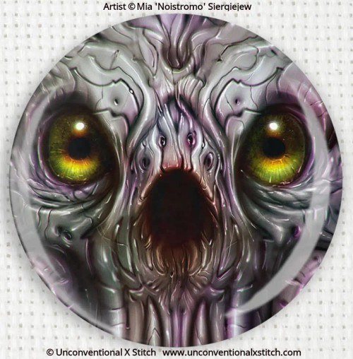 Alien Species needle minder - Mia 'noistromo' Siergiejew