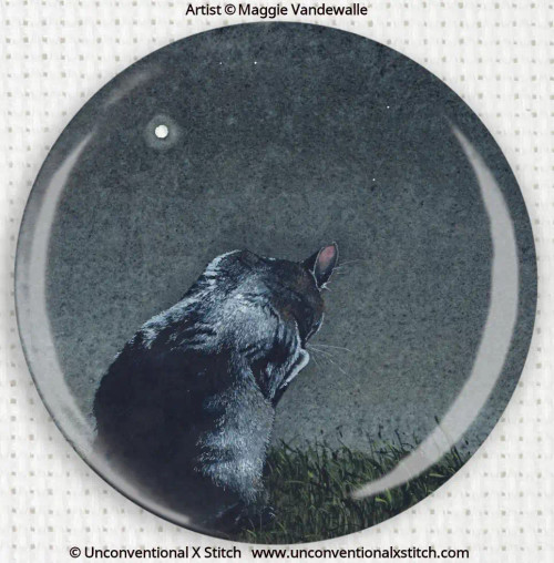 Moonbathing needle minder - Maggie Vandewalle
