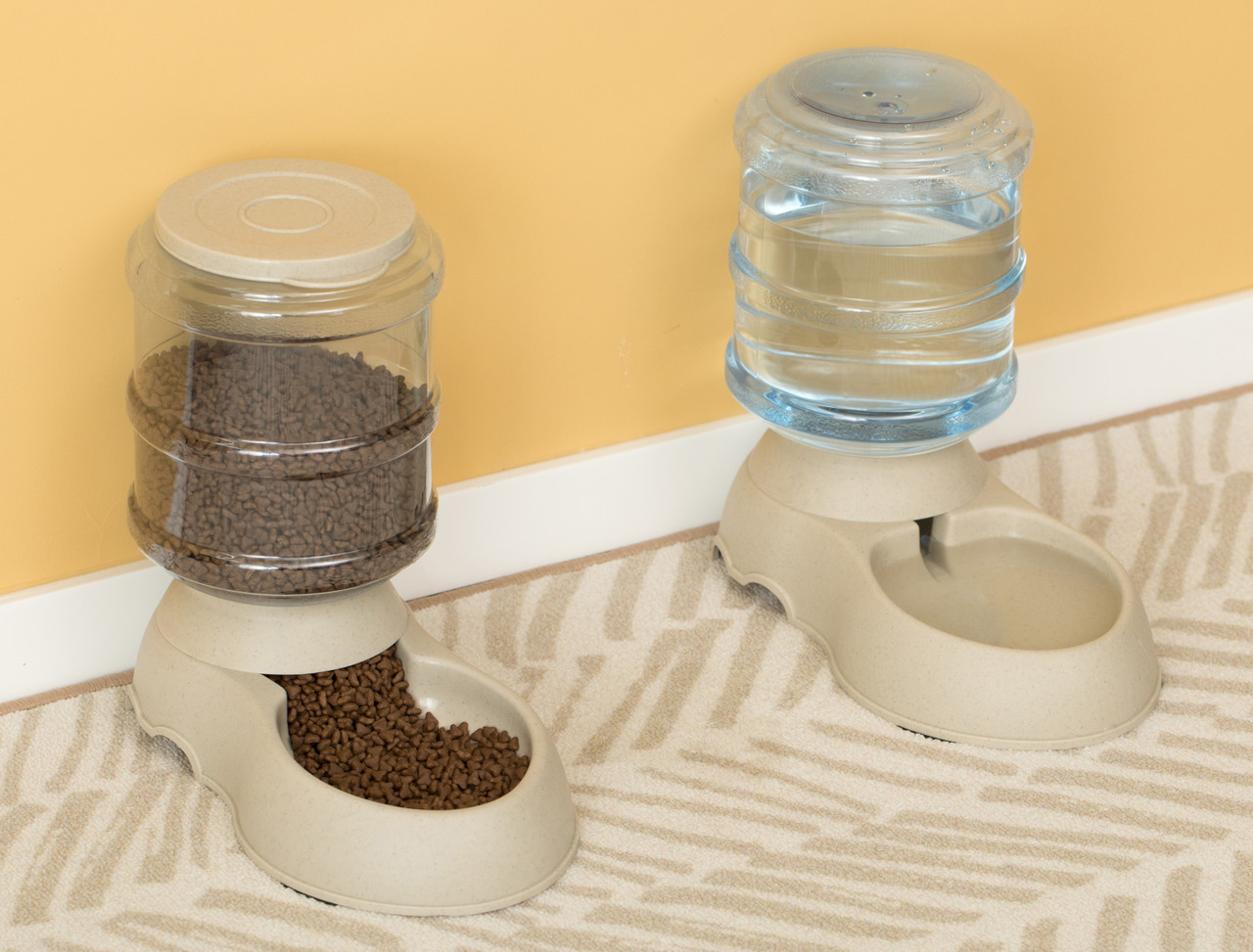 Automatic Self Dispensing Gravity Pet Feeder and Waterer for Cats and