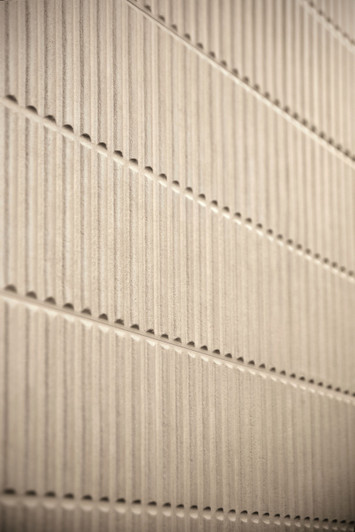 detail stripes matte white porcelain