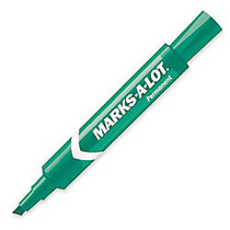 Avery Marks-A-Lot Regular Permanent Marker - Regular Point Type - 4.7625 mm Point Size - Chisel Point Style - Green - Green Plastic Barrel - 1 Dozen