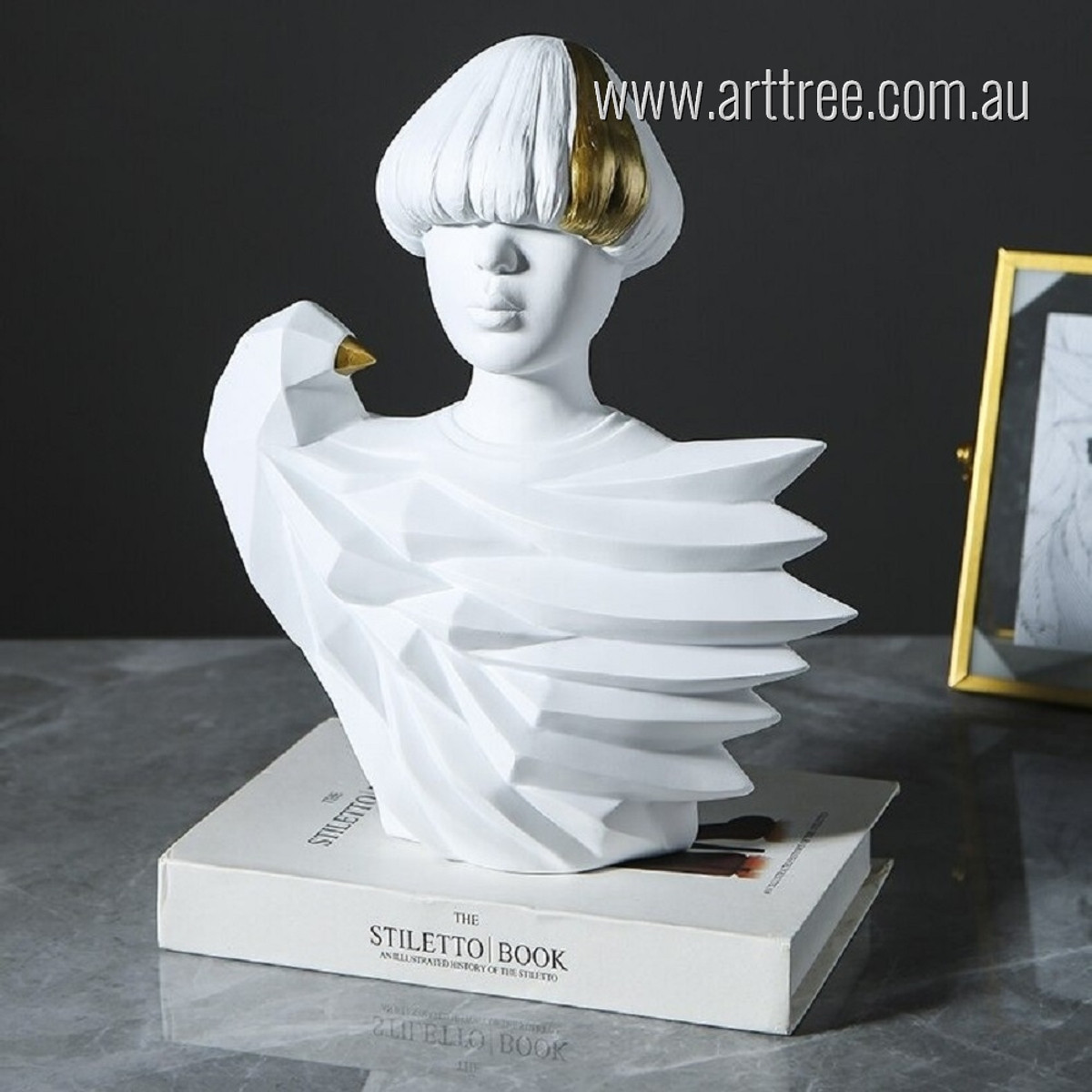 White Girl Face Abstract Contemporary Modern Statue Nordic Figurine Resin Sculpture For Interior Decoration