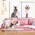 Giraffe Zebra Blowing Bubbles Animal Nordic Framed Painting Image 2 Piece Wall Art Set Canvas Prints For Interior Decoration


