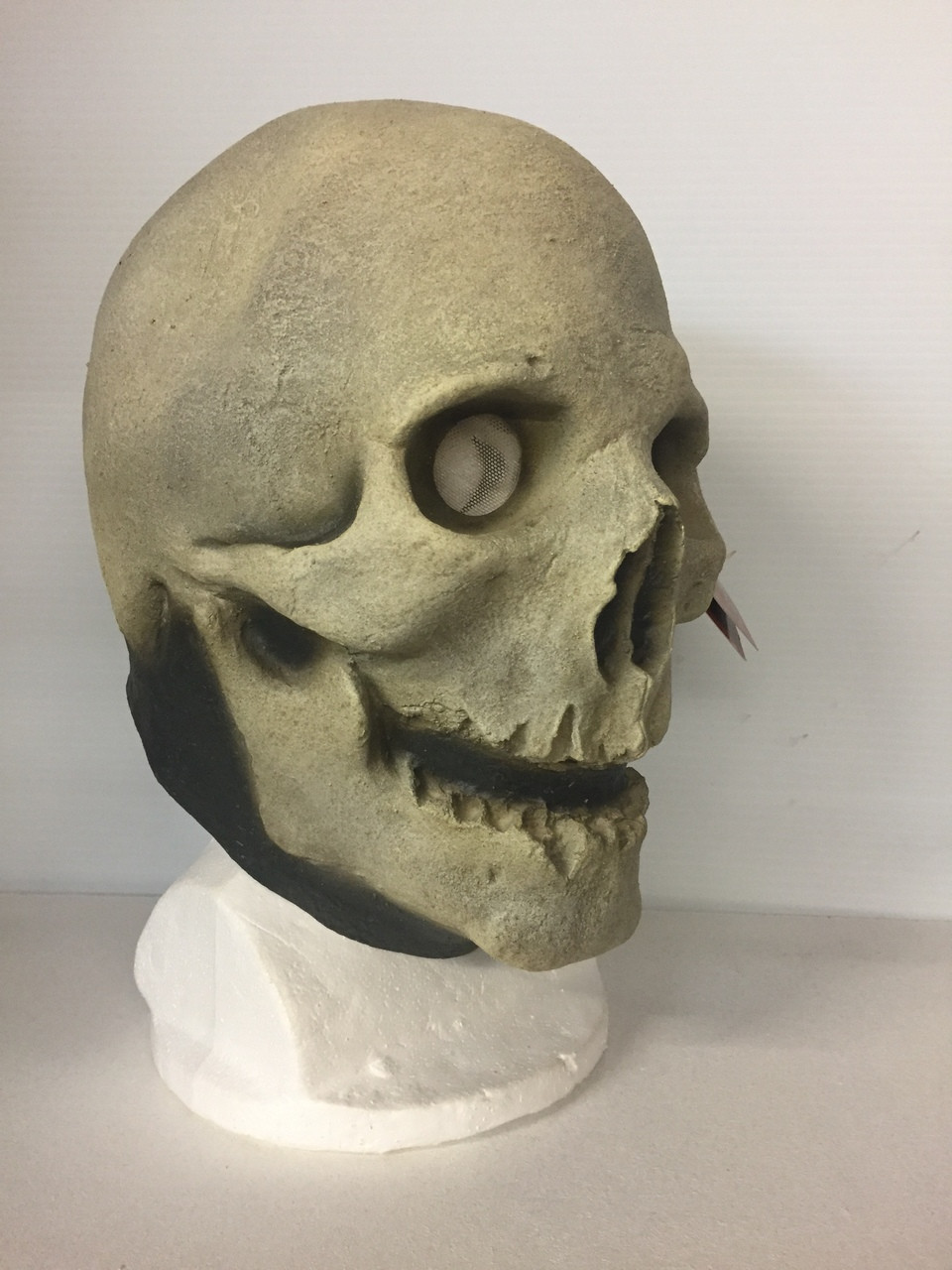 Adult Vintage Classic Skull Plastic Mask