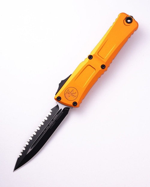 Combat Troodon (Gen III) - D/E Orange Full Serrated