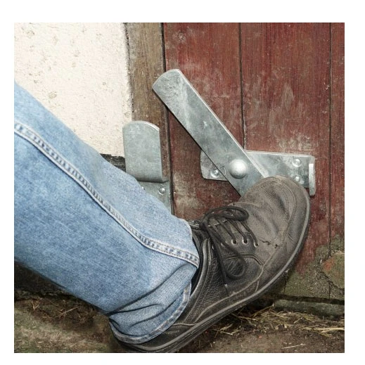 Stubbs Easy Kick Over Door Bolt S302