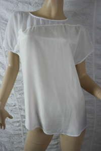 PIPER white ivory silk blend casual dolman short sleeve top blouse size 10 BNWT front view