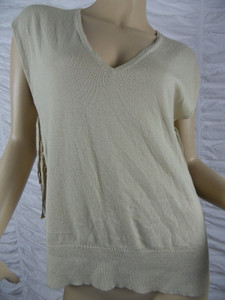 SCANLAN & THEODORE beige fringe v-neck sleeveless cashmere knit top size M EUC front view SCANLAN & THEODORE beige fringe v-neck sleeveless cashmere knit top size M EUC front view