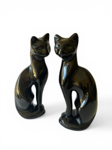 Vintage ARTMART black cat ceramic figurine statue glossy X2 pair 1960's TAIWAN main view