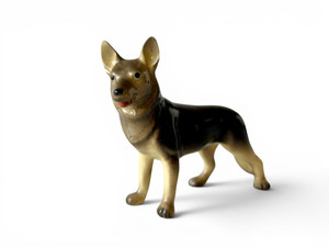 Vintage HAGEN RENAKER German Shepherd dog bone china figurine 825 1970's AMERICA main view