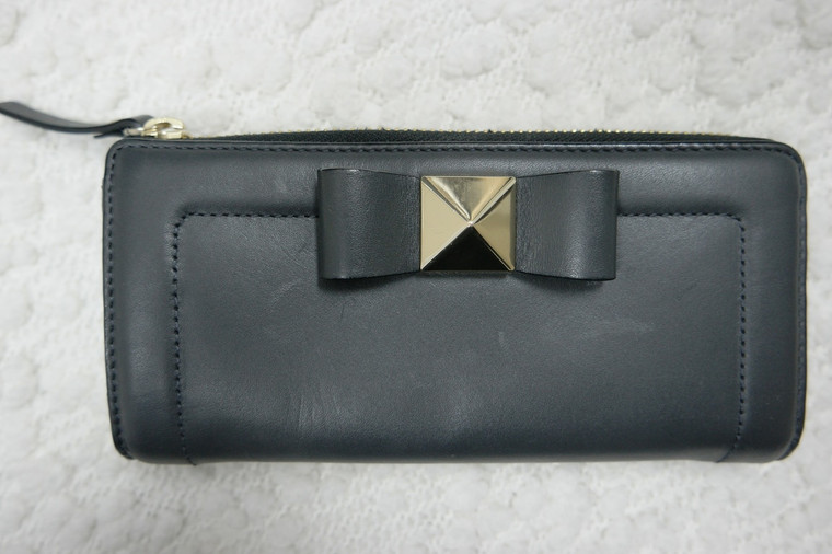 KATE SPADE NEW YORK black 100% leather bow terrace nisha continental wallet NWOT front view