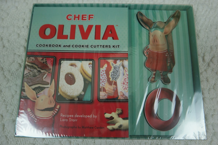 Chef Olivia Cookbook And Cookie Cutter Kit paperback cook book and cookie cutter 2013 OOP NEW front view