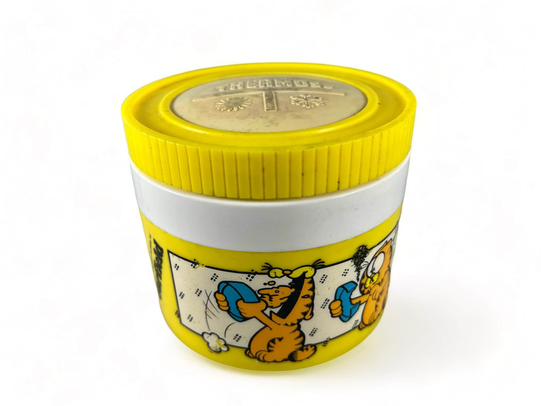 Vintage GARFIELD yellow soup Snak Jar thermos 1980's 1155/3 6.25oz America GVC front view