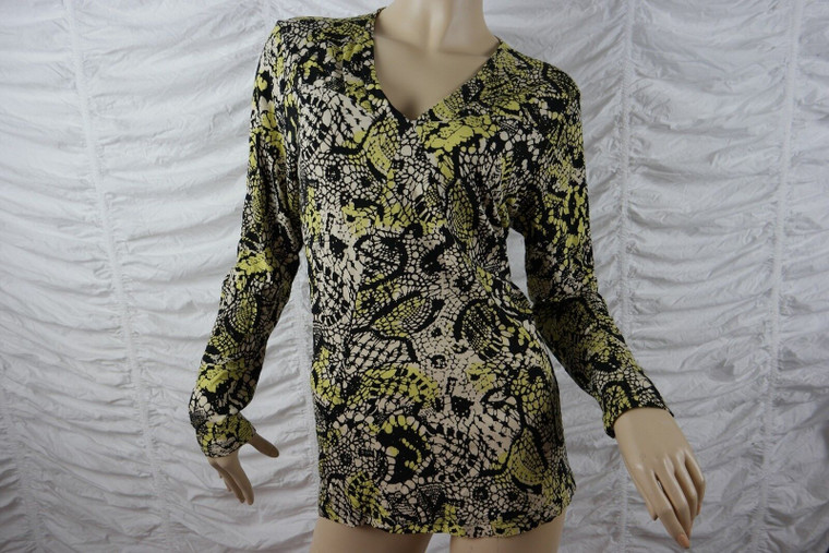 YARRA TRAIL green black beige lace print v-neckline long sleeve top size L BNWT front view