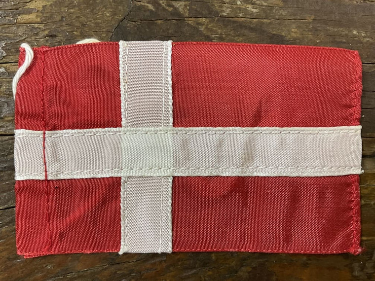 Vintage cloth mini FLAG & METAL DENMARK ensign merchant flag 1970's EVC main view