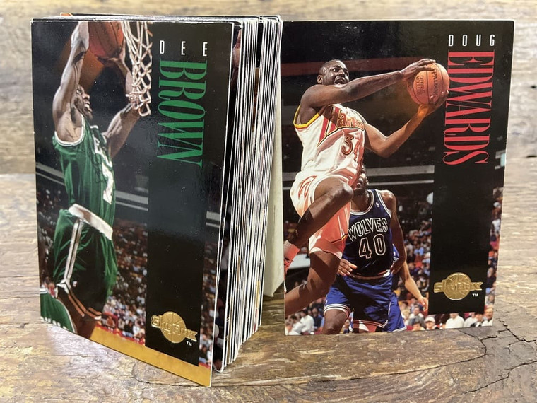 Vintage SKYBOX PREMIUM NBA BASKETBALL X36 cards bulk lot set 1994-95 GVC main view