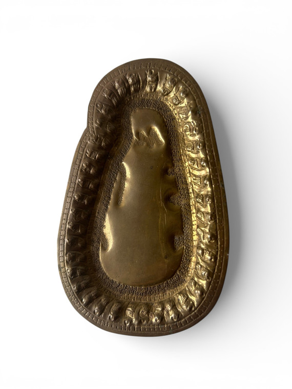 Vintage Ceylon map brass pin dish tray embossed vide poche 1930's SRI LANKA main view