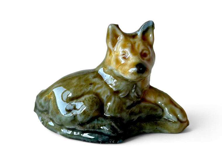 Vintage WADE Alsatian German Shepherd Whimsies dog figurine 1970's ENGLAND C main view