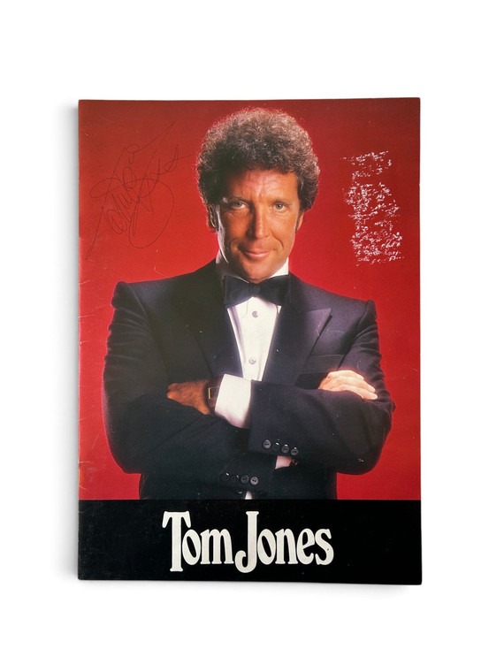 Vintage TOM JONES '85 DOWN UNDER CONCERT TOUR program book signed 1985 AUSTRALIA main view