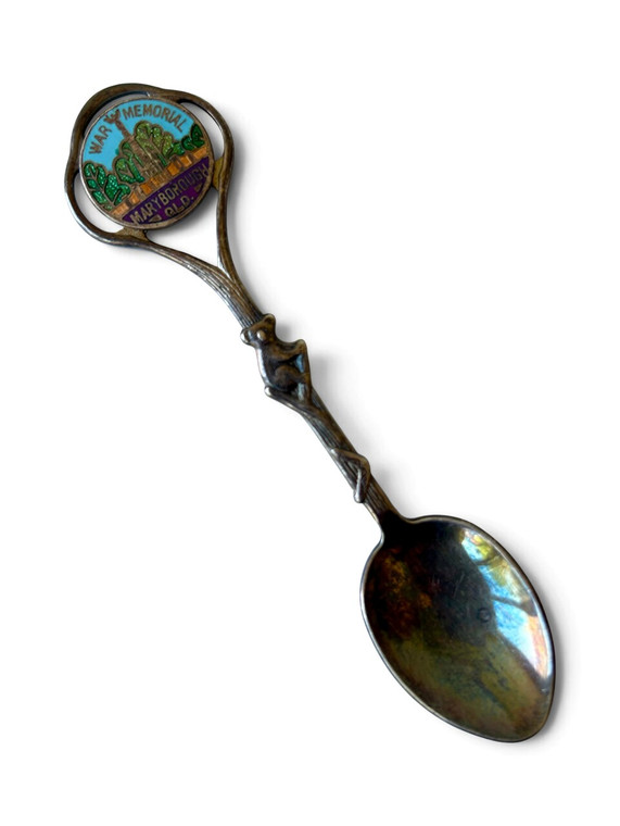 Vintage Maryborough QLD War Memorial souvenir spoon enamel 1950's AUSTRALIA main view