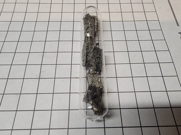 Neodymium (Shiny sealed pieces)