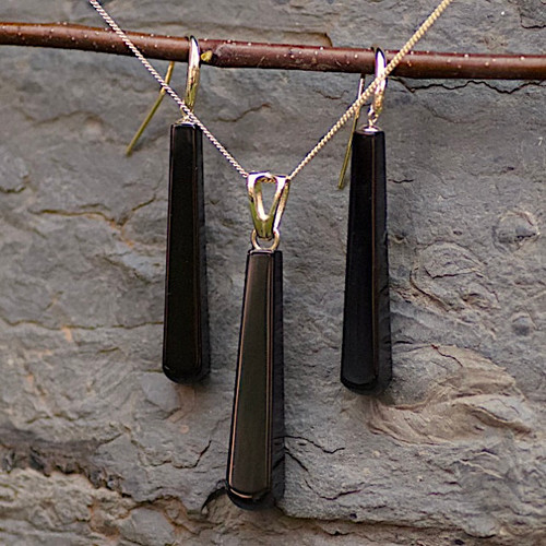 Handmade faceted long Whitby Jet drop pendant earrings matching set with 9ct gold