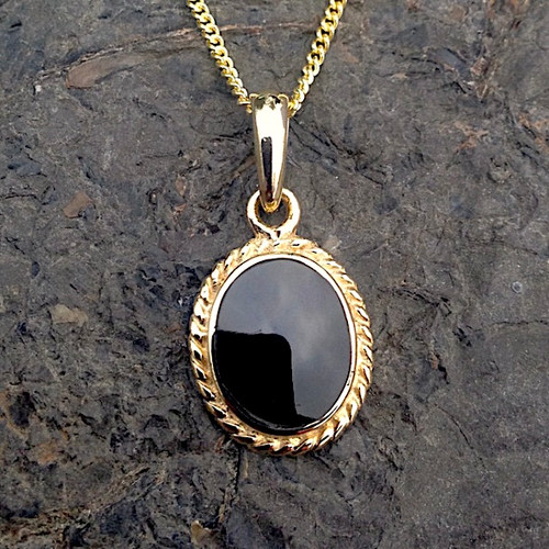 Hand crafted oval rope edge 9ct yellow gold Whitby Jet pendant necklace 