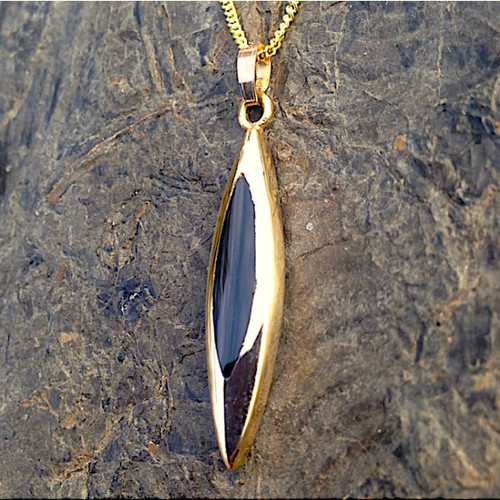 Heavy marquise Whitby Jet and 9ct gold necklace