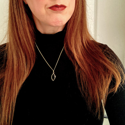 Large Whitby Jet 9ct Yellow Gold Marquise Pendant Necklace 056GP