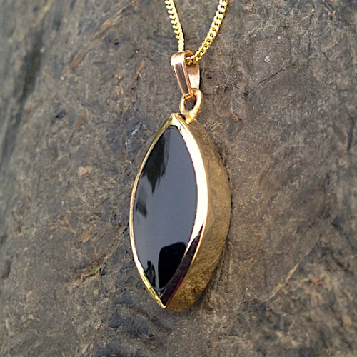 Hand crafted Whitby Jet and 9ct gold marquise necklace