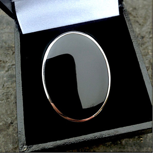 Large sterling silver Whitby Jet ring