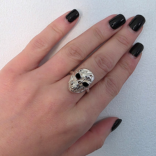 Gothic ladies skull ring with solid silver and Whitby Jet