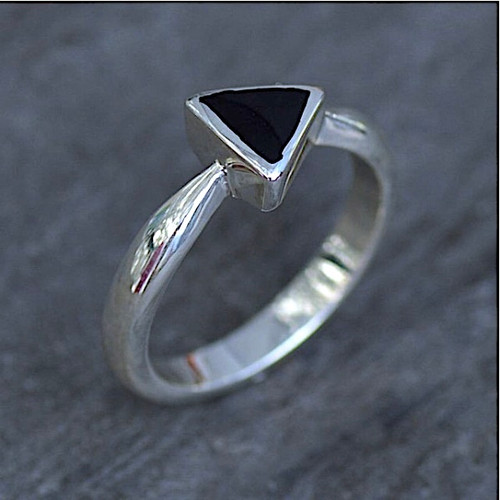 Contemporary sterling silver ring with triangular Whitby Jet stone