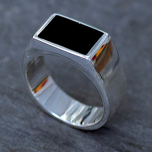 Hand crafted gents sterling silver large rectangular signet ring with Whitby Jet