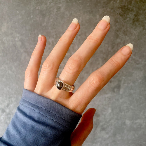 Sterling Silver Whitby Jet  Heavy Ribbed Oval Ring 023JR