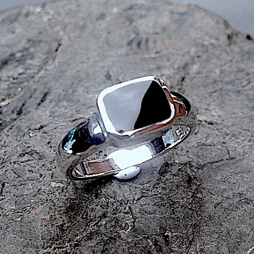 Sterling silver ring with rounded band and hand carved rectangular Whitby Jet 