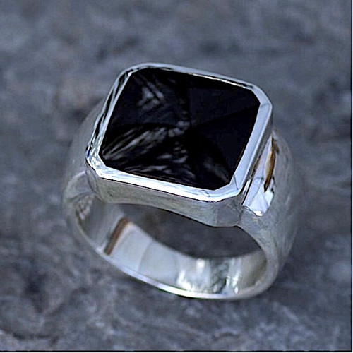 Contemporary heavy 925 silver square mens signet ring with hand carved natural black gemstone