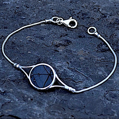 Hand crafted 925 sterling silver Whitby Jet round stone wishbone bracelet