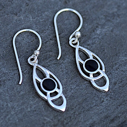 Elegant 925 silver Celtic dangly earrings with hand carved circular natural black gemstones