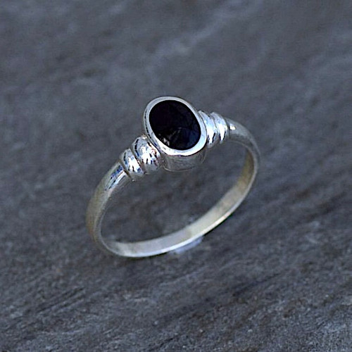 Slim 925 silver ring with hand carved Whitby Jet
