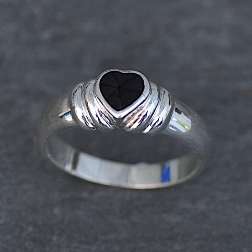 Tapered 925 silver ring with hand carved Whitby Jet love heart stone