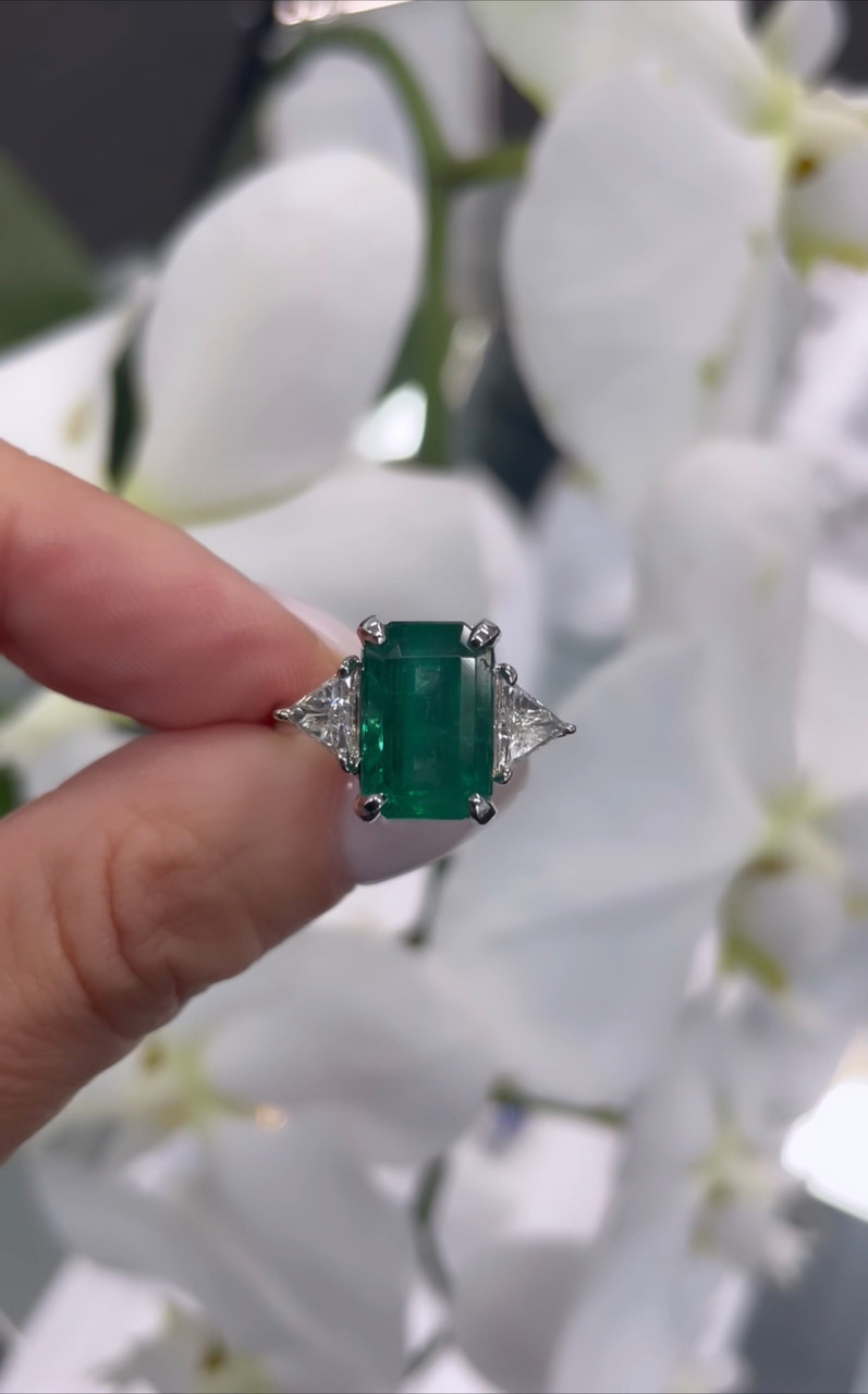 18ct White Gold Emerald & Diamond Trilogy Ring - Ashley Douglas Jewellers