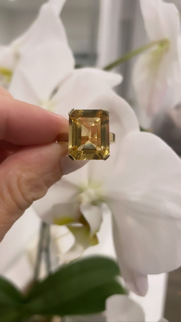 9ct Yellow Gold Citrine Ring  9ct Yellow Gold Citrine Ring