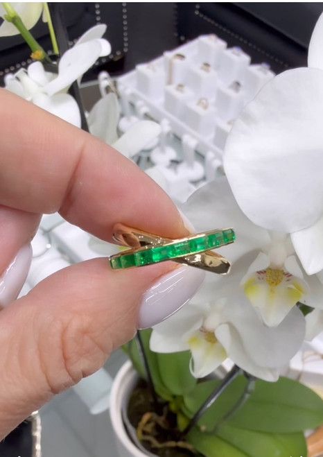 18ct Yellow Gold cross over ring with natural baguette Emeralds