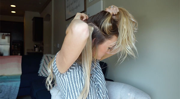 Video: Ponytail How-To