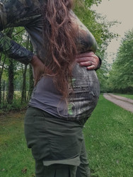 Hunting Apparel for Pregnancy and Breastfeeding